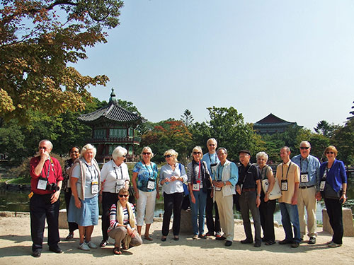各国からのスコールメンバーと朝鮮王朝時代の王宮・景福宮と歴史博物館を訪ねて